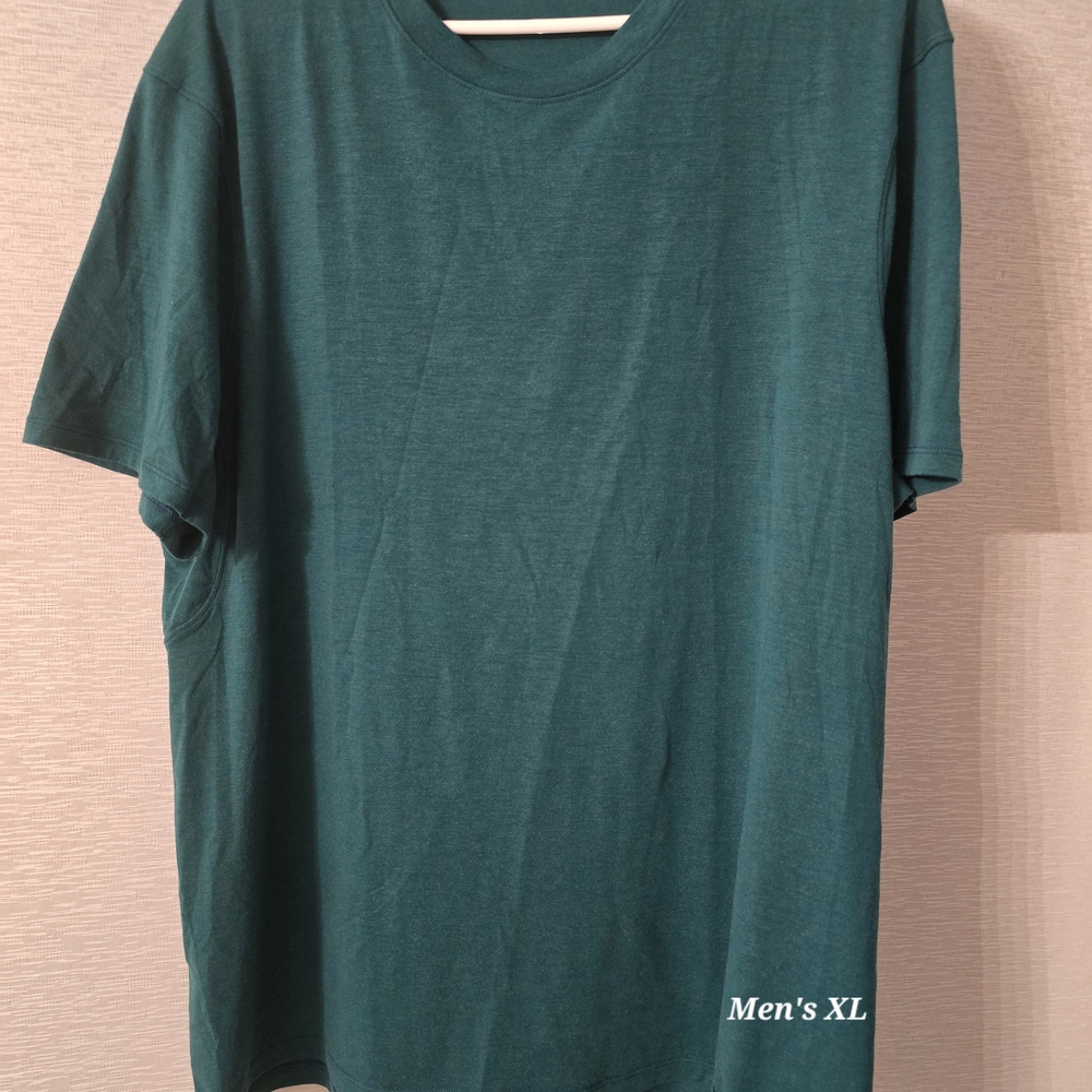 Lululemon Athletica Green Short Sleeve Tee